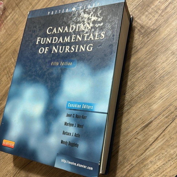 $150 Elsevier Potter Perry Canadian Fundamentals of Nursing 5th Edition - Picture 2 of 3